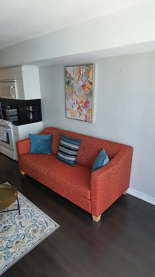 Downtown 2Bed Free Parking Apartment Toronto